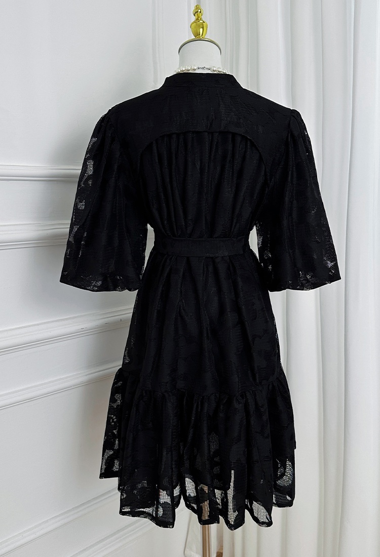 Loose lace European style wood ear short court style jumpsuit
