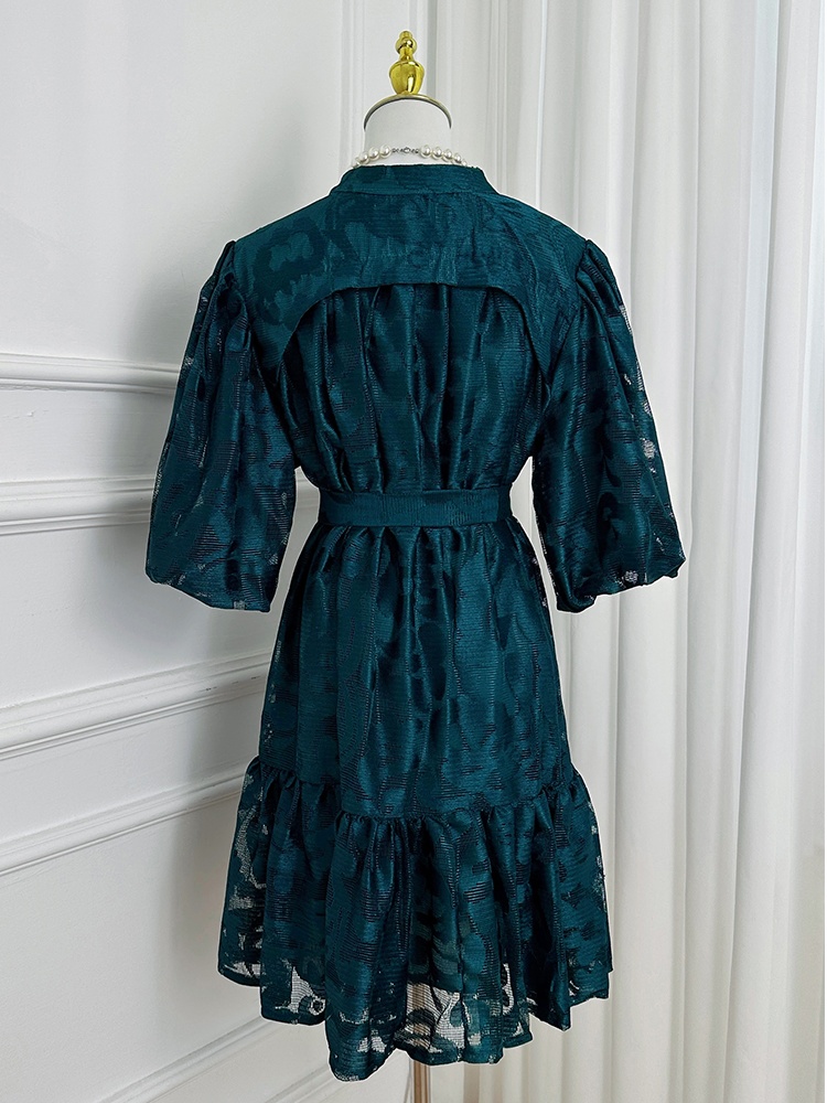 Loose lace European style wood ear short court style jumpsuit