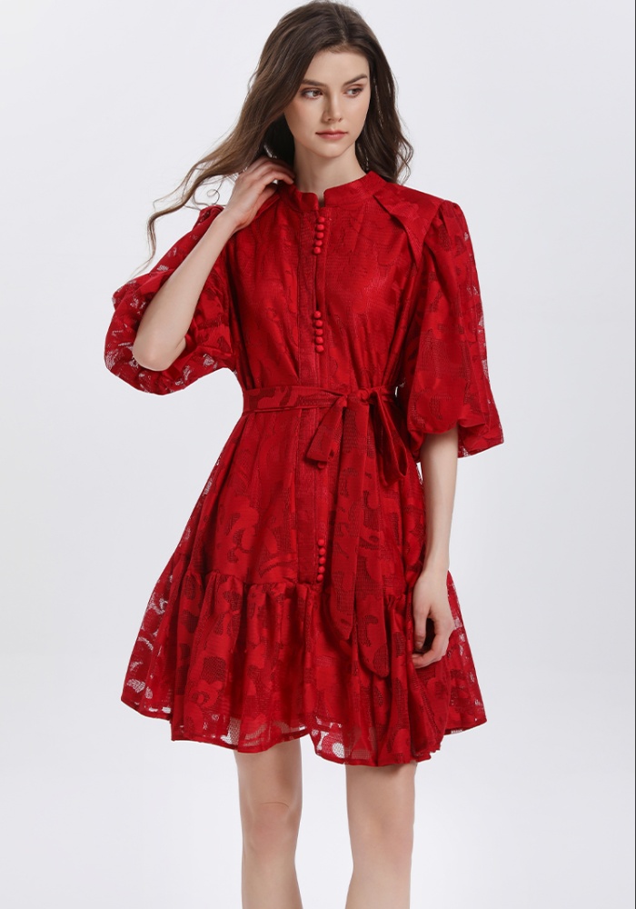 Loose lace European style wood ear short court style jumpsuit