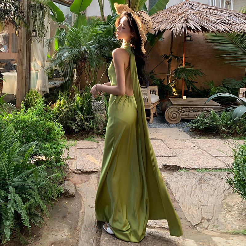 Fashion slim streamer simple halter dress