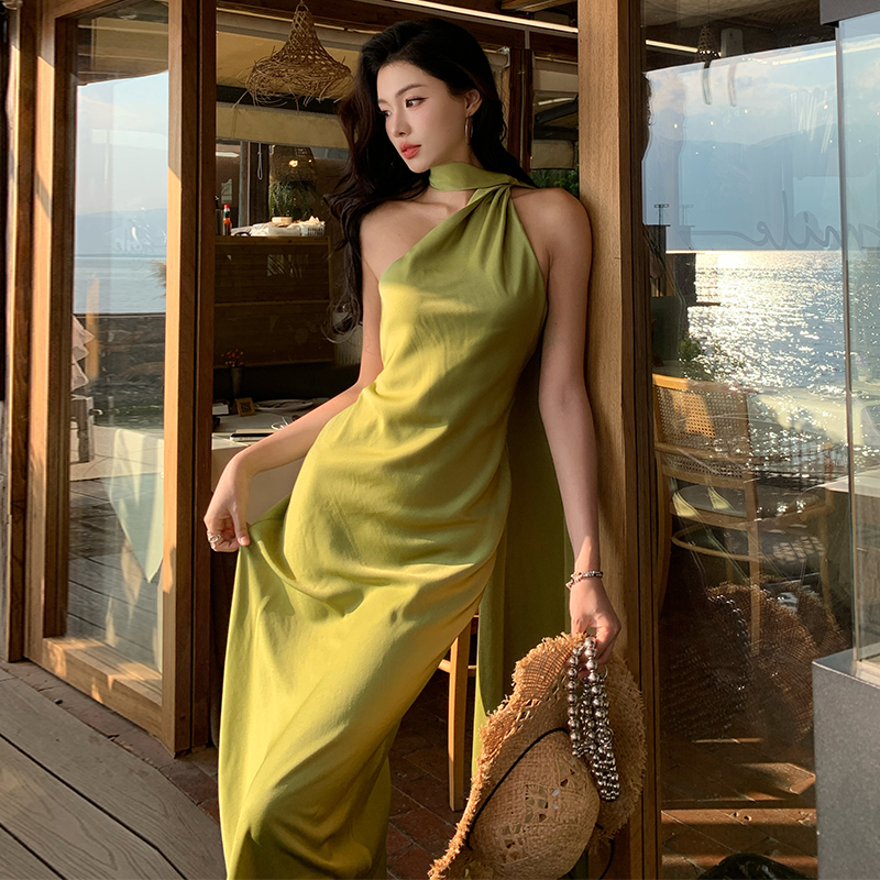 Fashion slim streamer simple halter dress