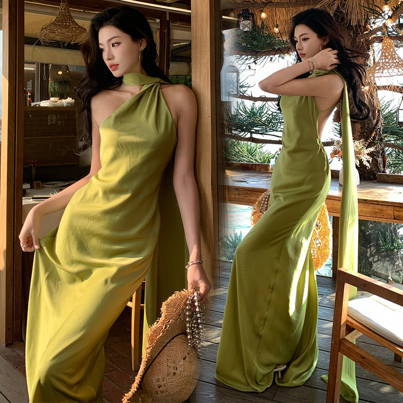 Fashion slim streamer simple halter dress