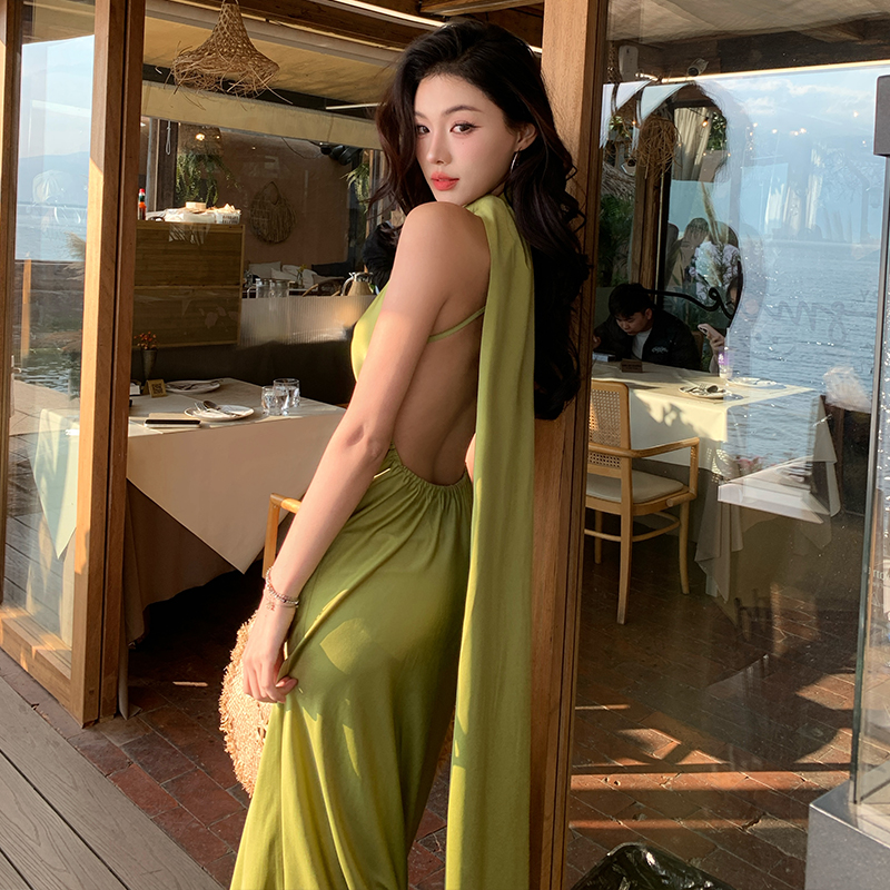 Fashion slim streamer simple halter dress