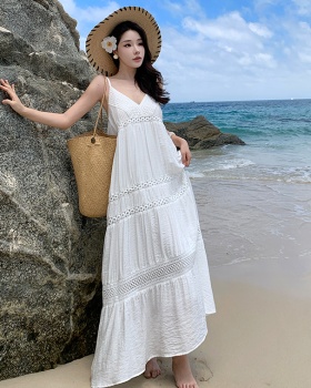 Sling vacation beach dress V-neck white dress