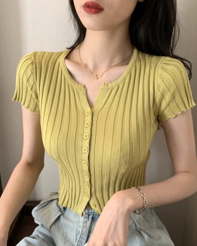 Slim V-neck short T-shirt navel summer sweater