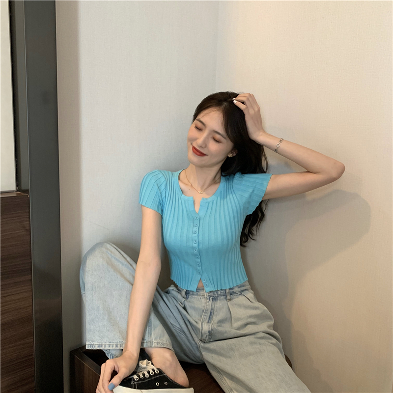 Slim V-neck short T-shirt navel summer sweater