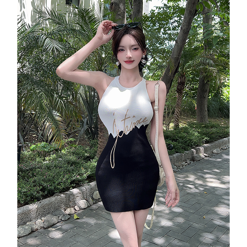 Package hip knitted sexy ladies wrapped chest dress