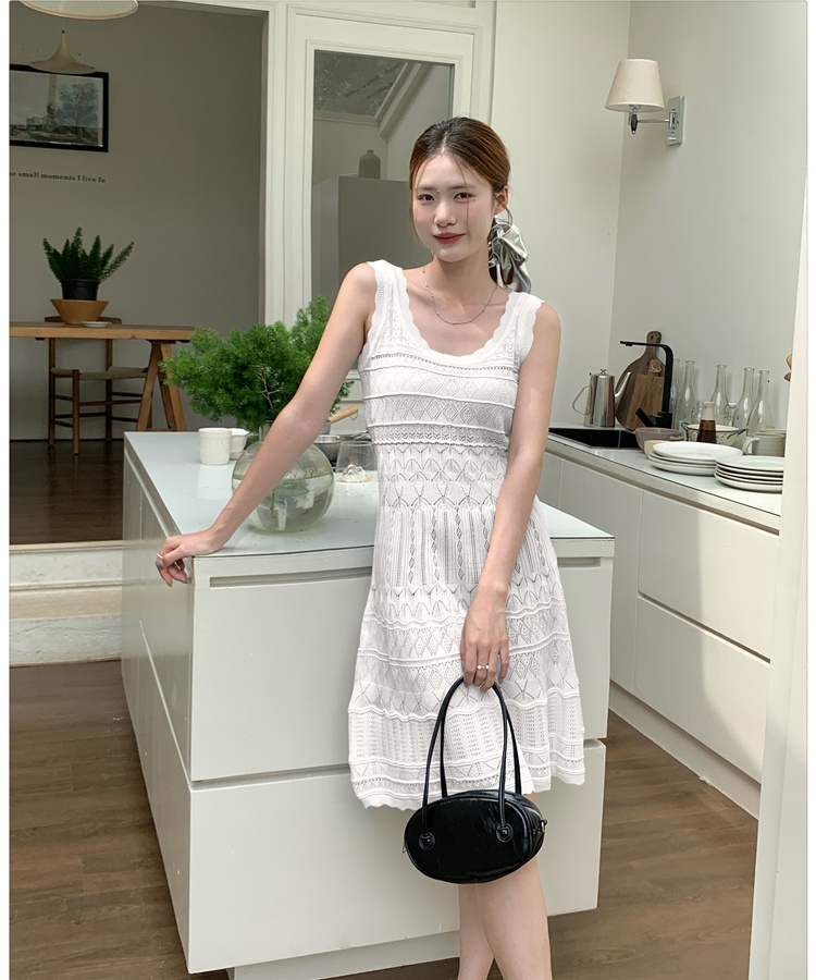 A-line pinched waist T-back knitted sleeveless vest