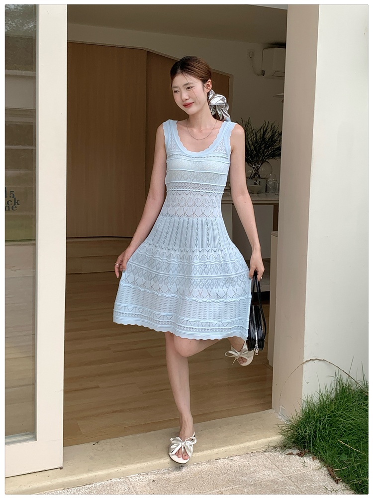 A-line pinched waist T-back knitted sleeveless vest