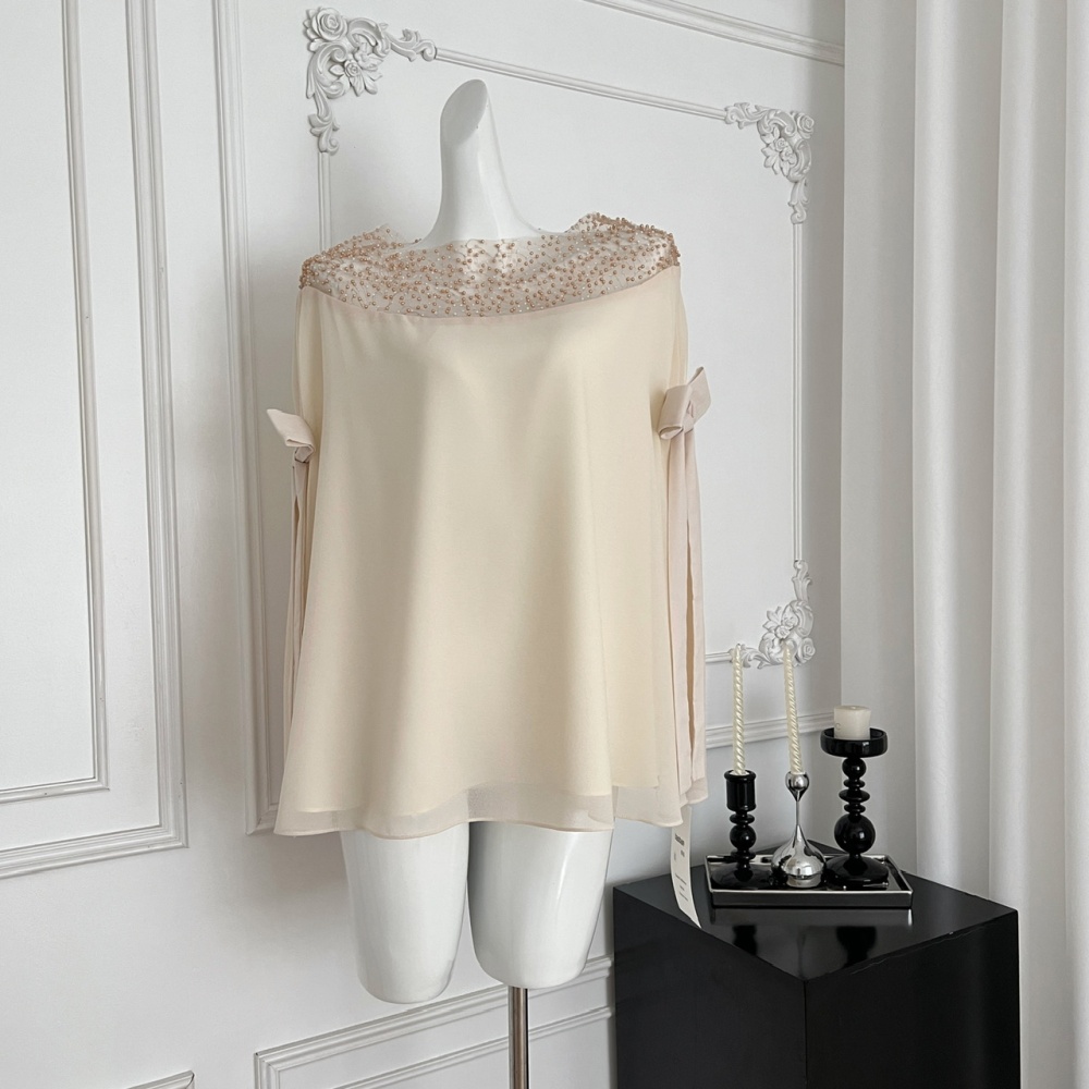 Chiffon shirt pearl cloak