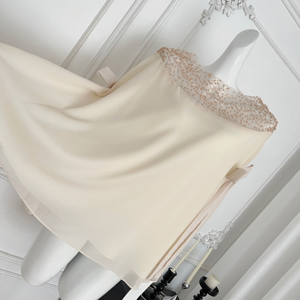 Chiffon shirt pearl cloak
