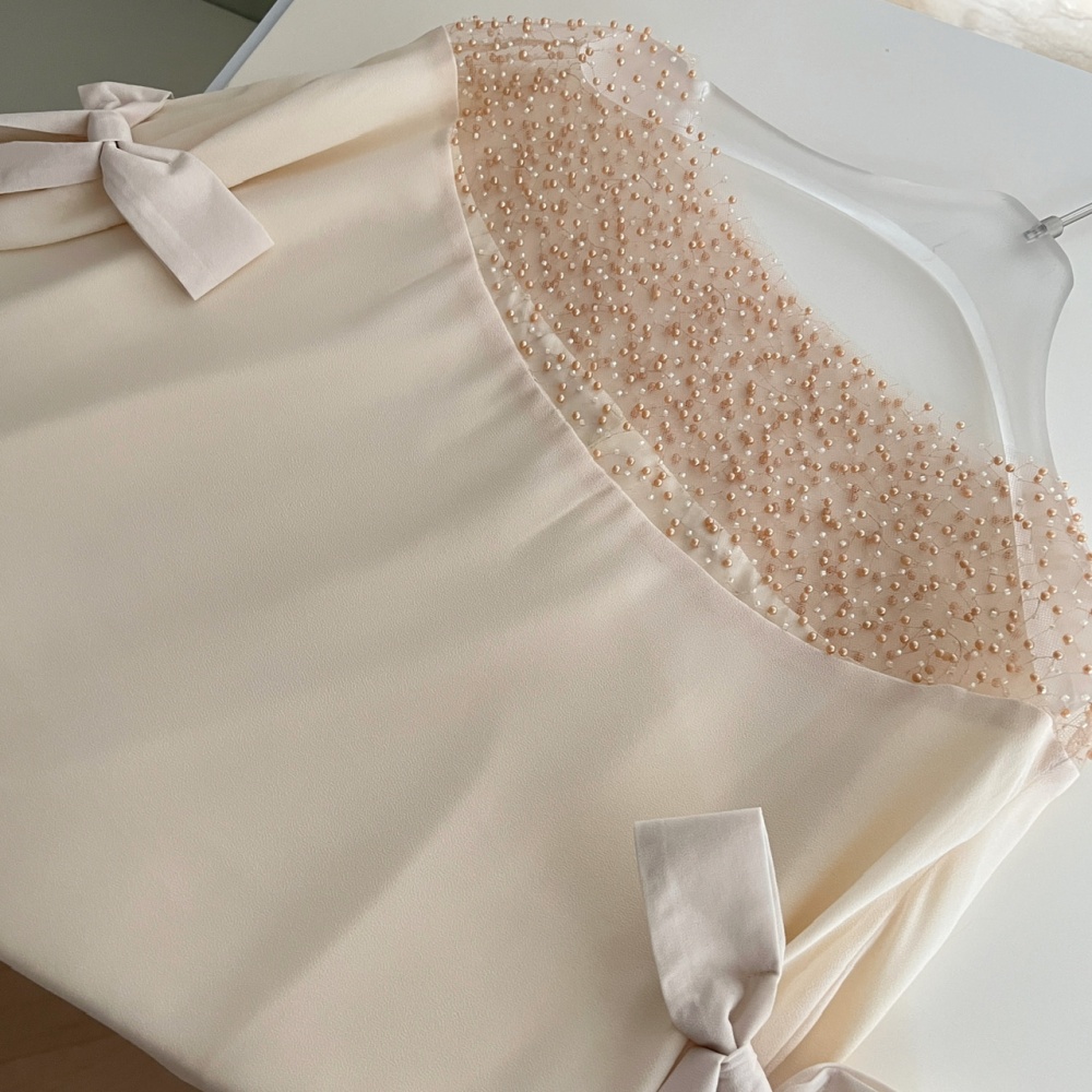 Chiffon shirt pearl cloak