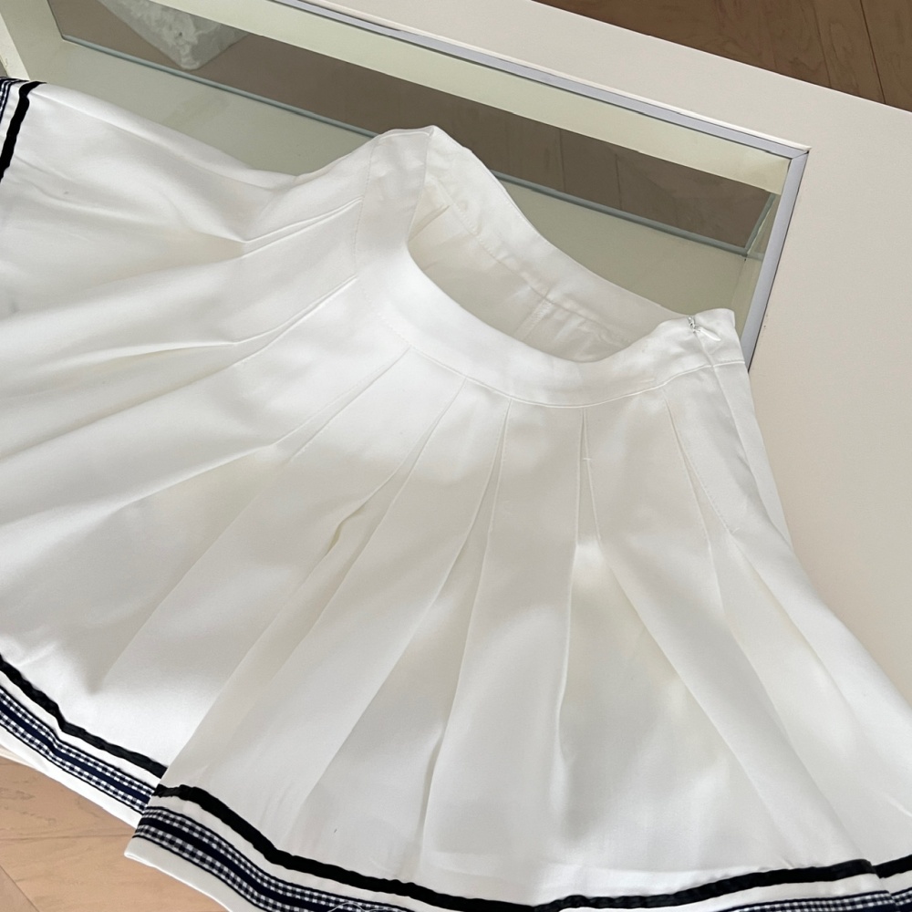 College style short skirt tops a set for women