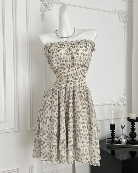 Summer pinched waist floral flat shoulder dress