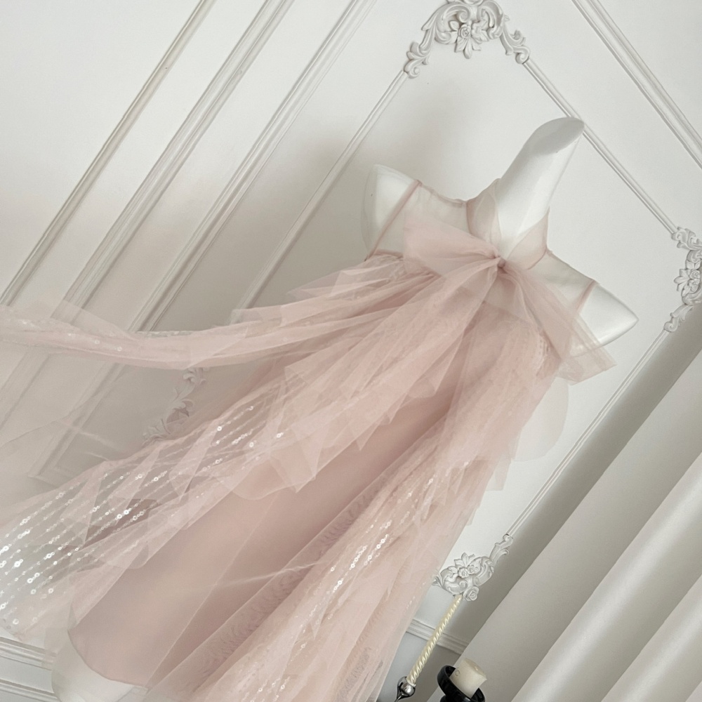 Bow irregular sleeveless gauze frenum enticement dress