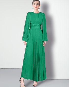 Pinched waist evening dress fold dress