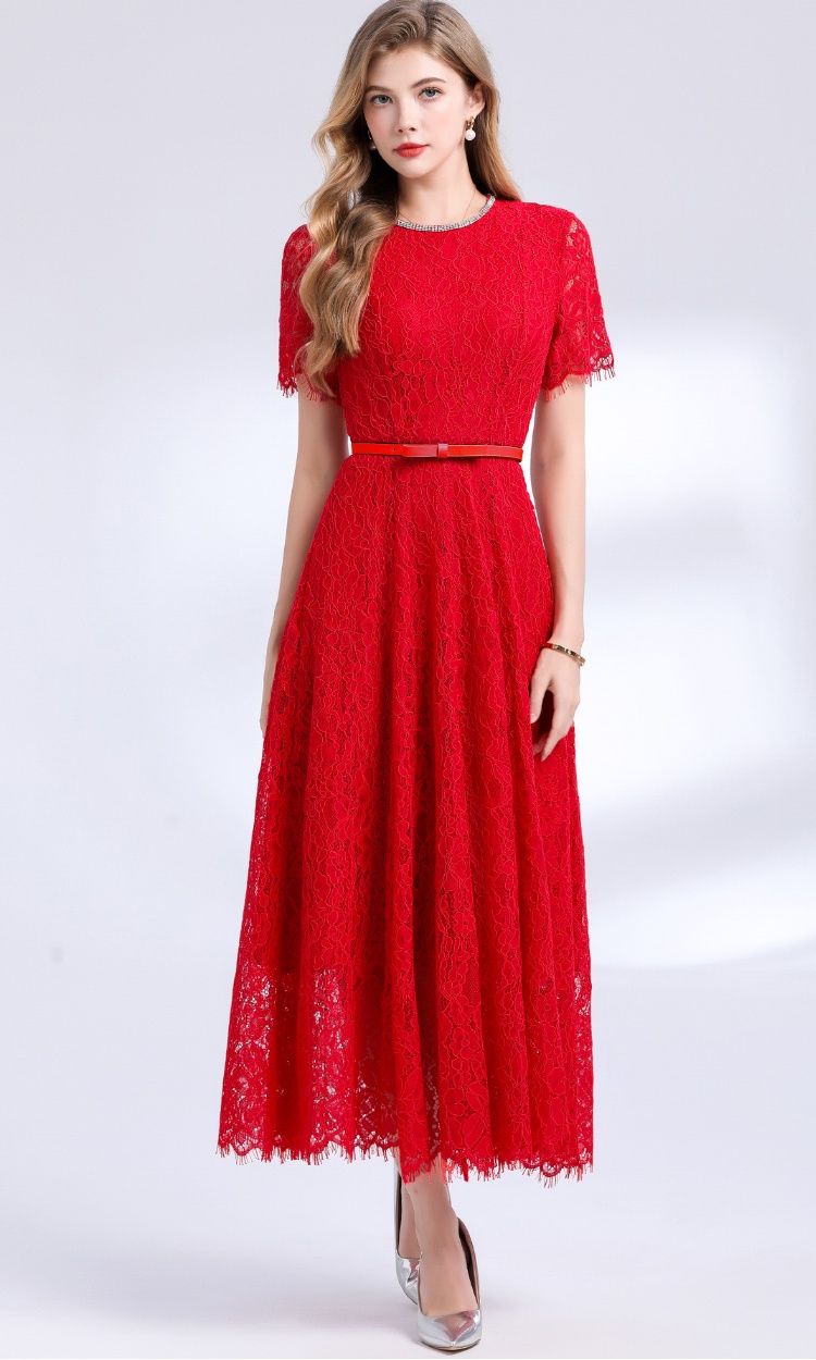 Short sleeve commuting rhinestone round neck dress