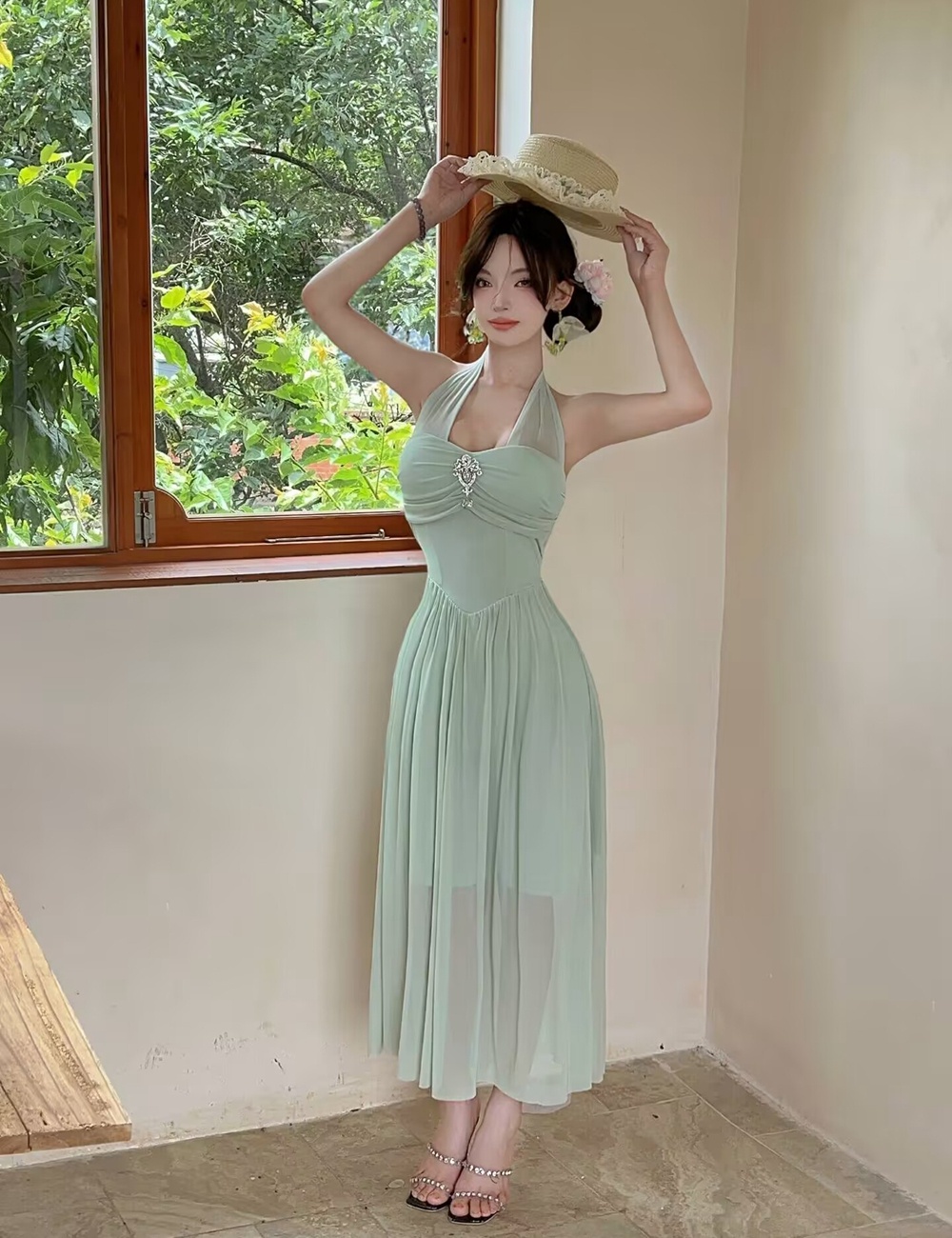 Long France style dress halter niche formal dress