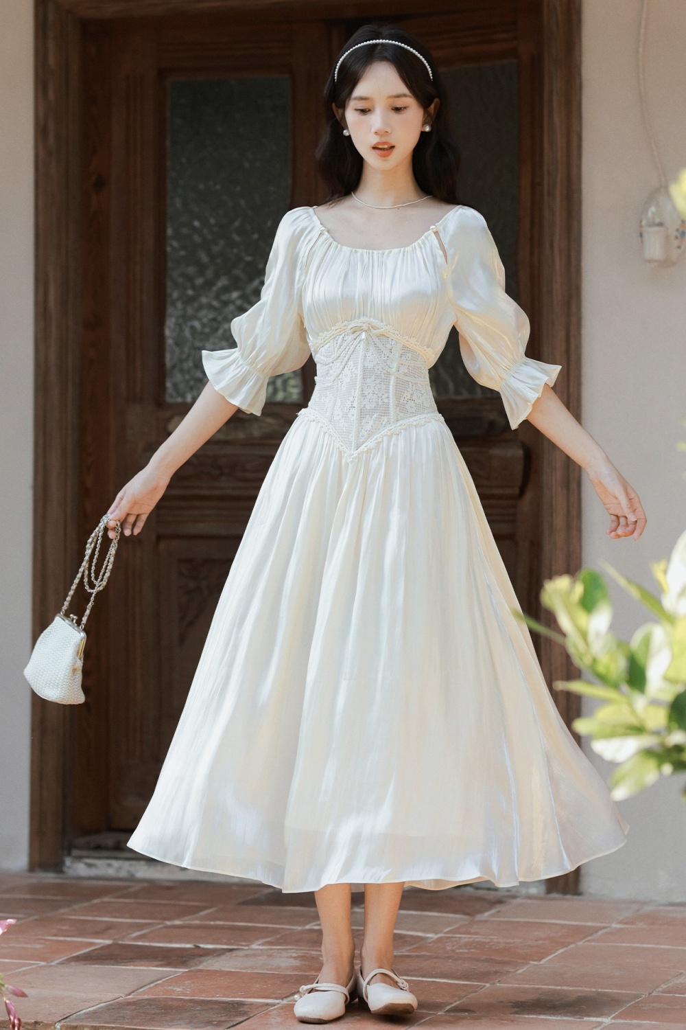 White splice commuting summer court style dress