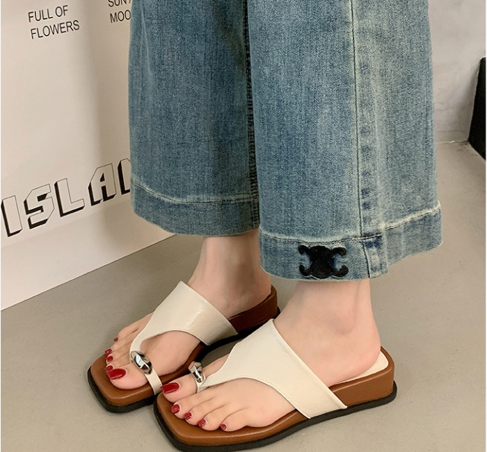 Soft soles sandy beach flip-flops all-match slippers