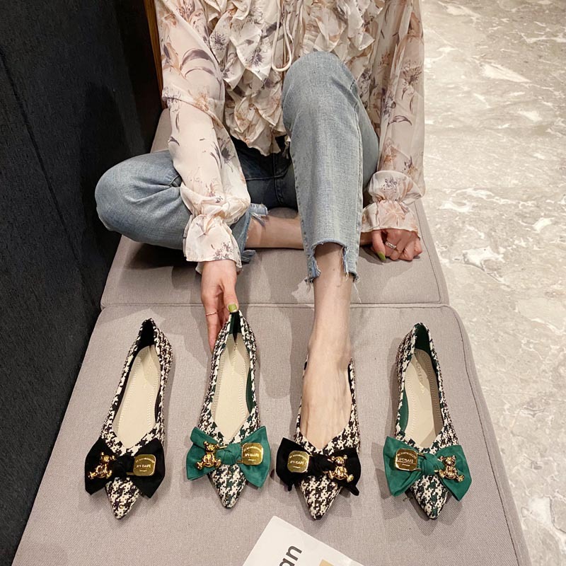 Large yard spring and summer plaid shoes for women