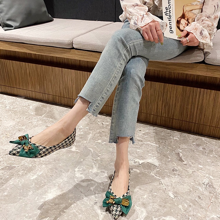 Large yard spring and summer plaid shoes for women