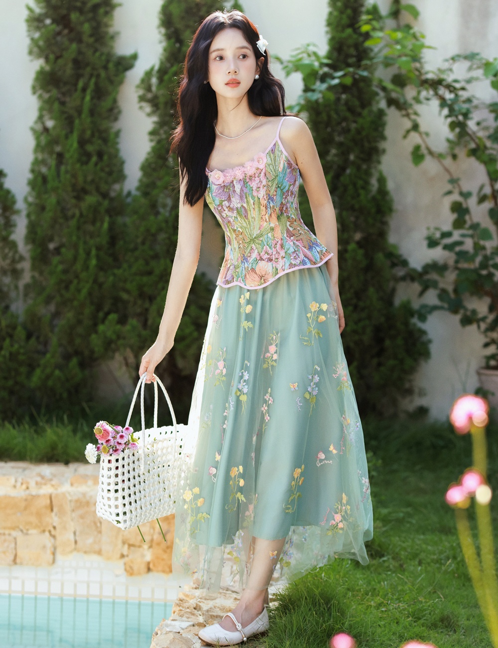 Embroidery skirt retro tops a set for women