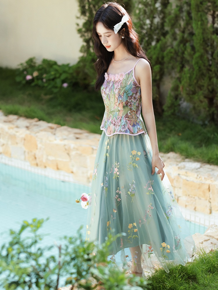 Embroidery skirt retro tops a set for women
