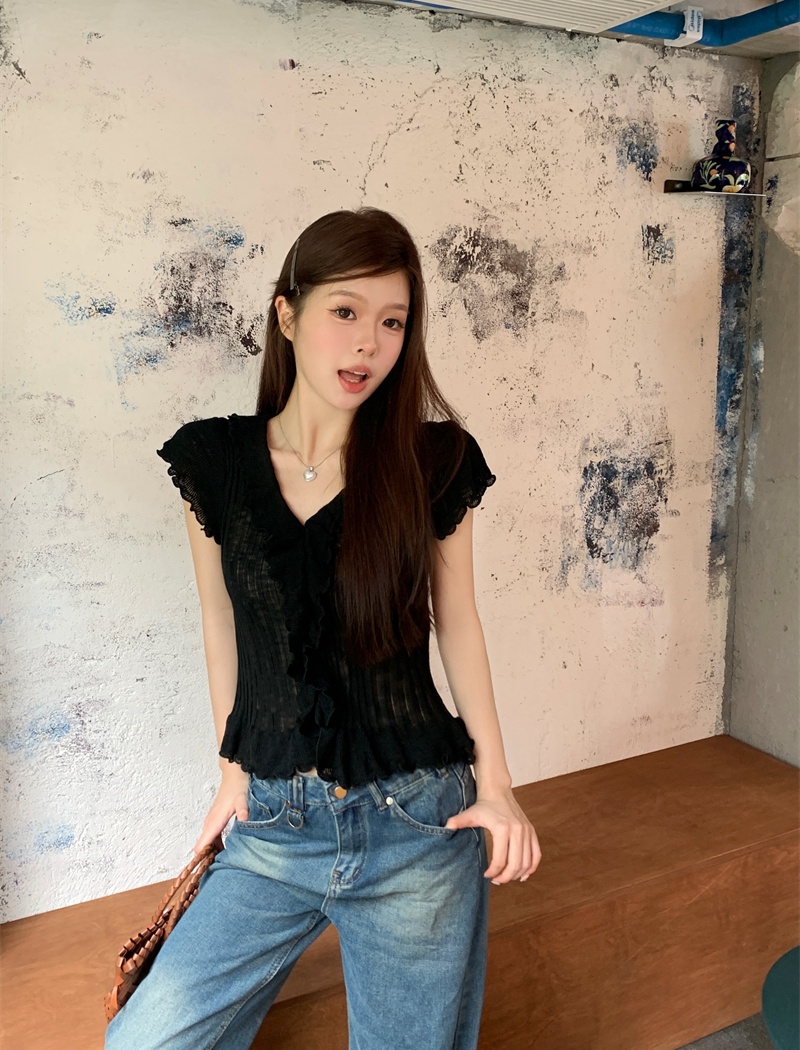 Show young V-neck sweater slim tender tops