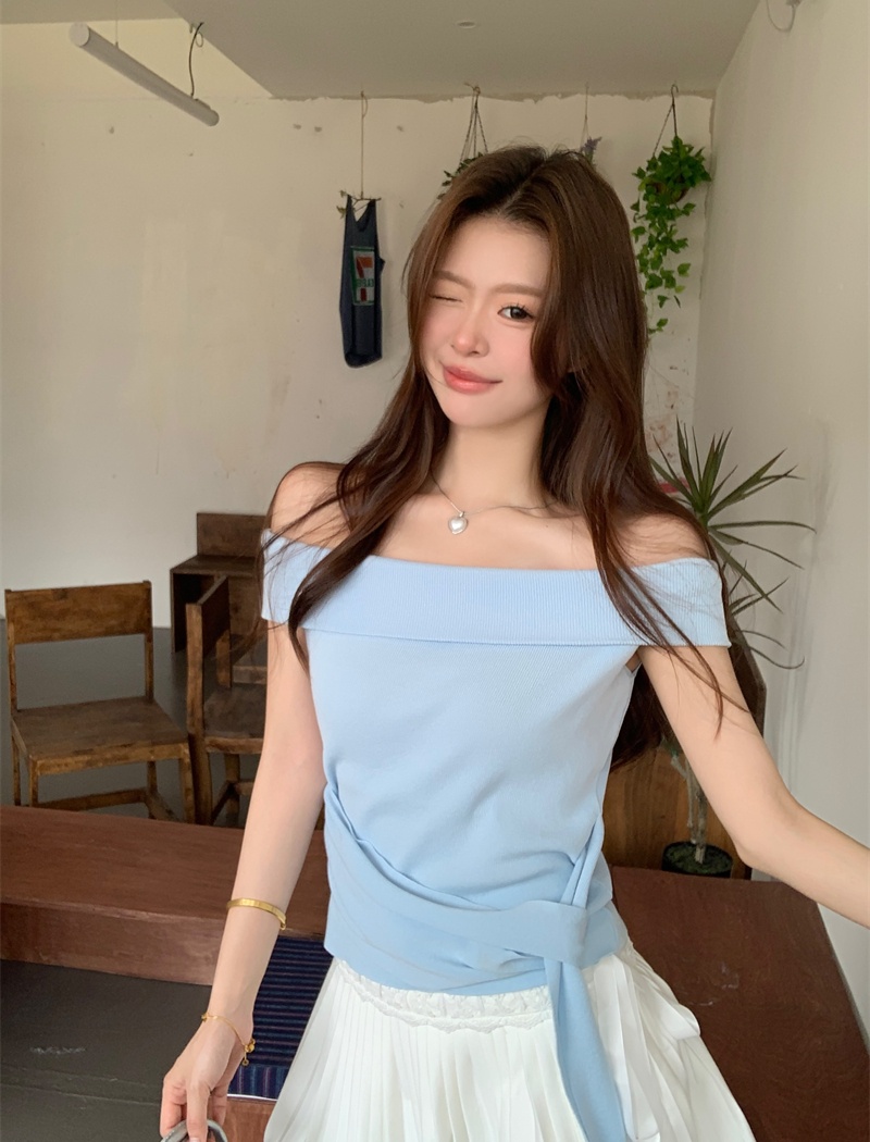 Flat shoulder T-shirt bandage tops for women