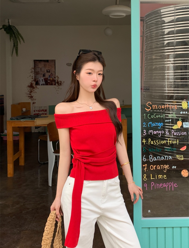 Flat shoulder T-shirt bandage tops for women