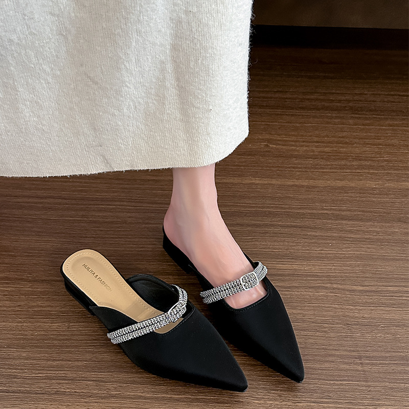 Thick half sandals wears outside lady slippers for women