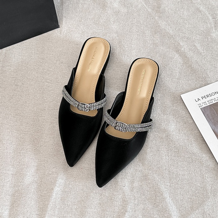 Thick half sandals wears outside lady slippers for women