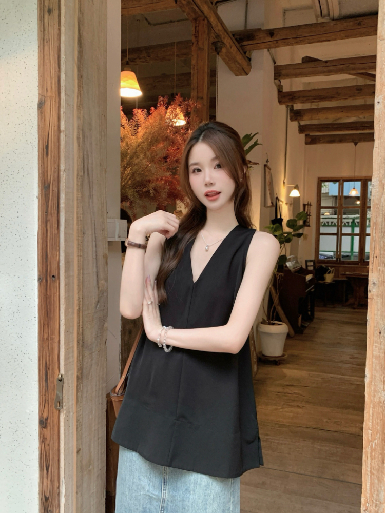 Halter summer shirt sleeveless simple tops for women
