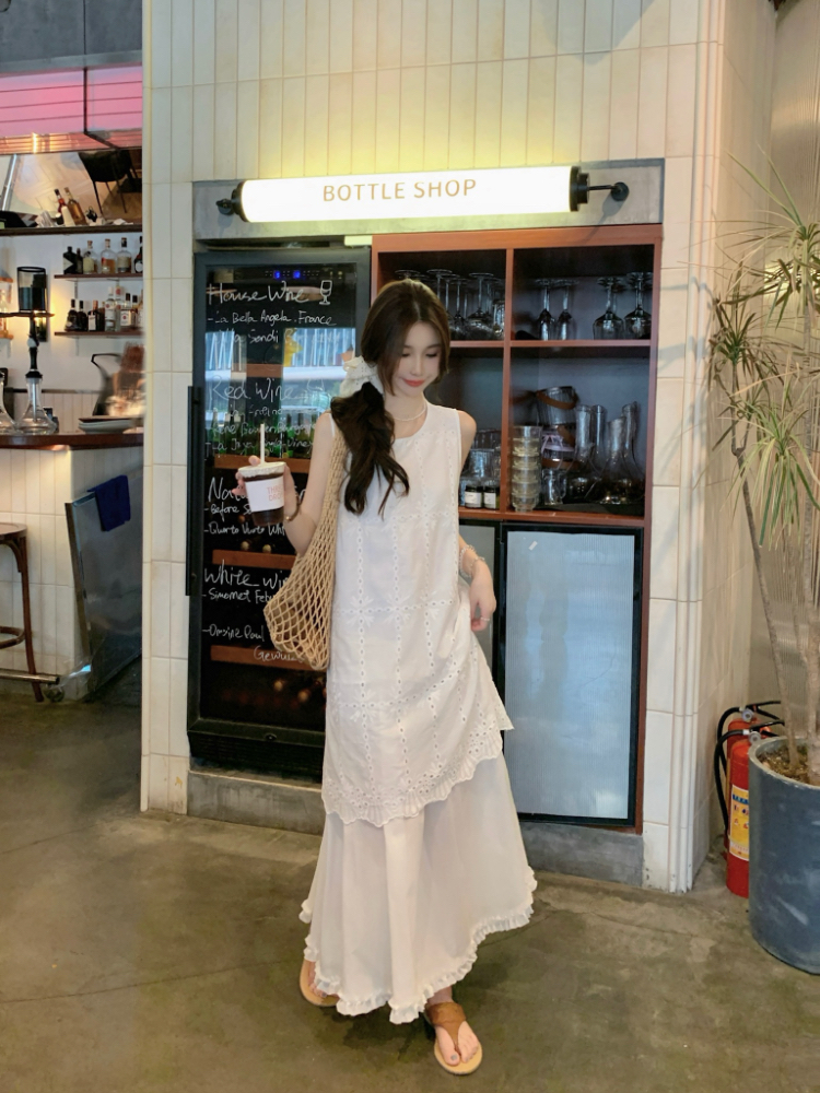 Hollow summer crochet vest France style Pseudo-two dress