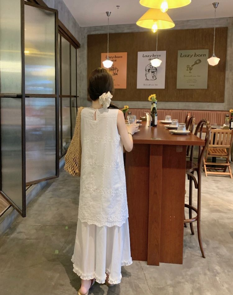 Hollow summer crochet vest France style Pseudo-two dress