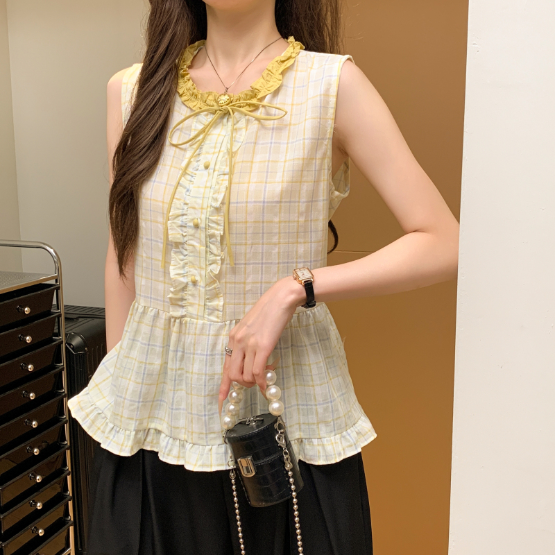 Sleeveless plaid unique tops fungus lace shirt for women