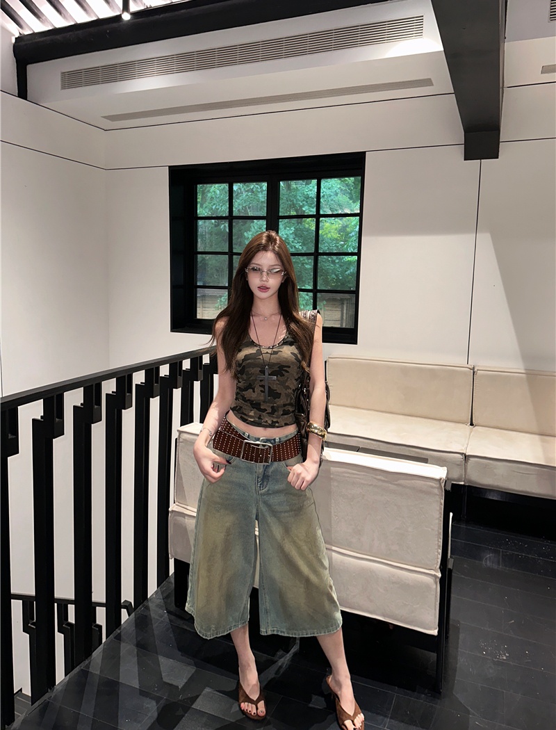 Camouflage vest denim five pants a set for women