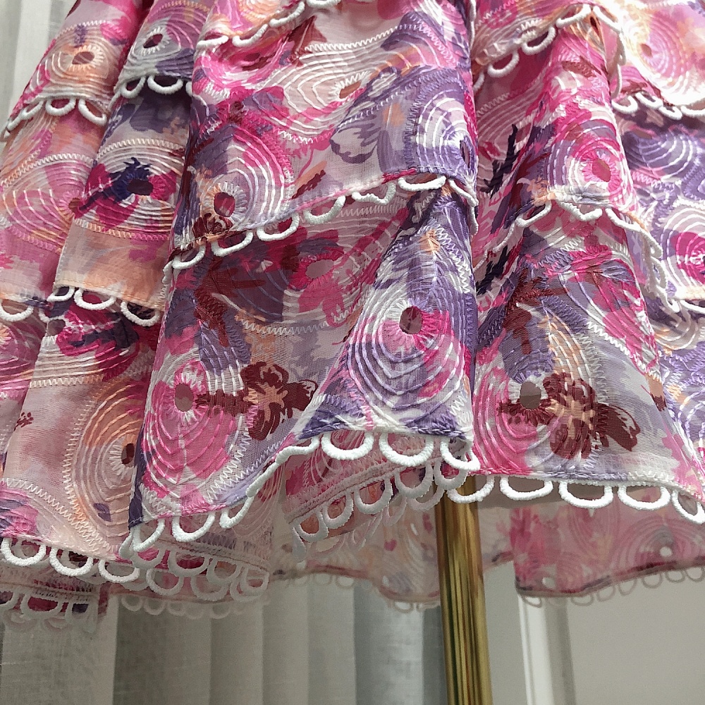 Hollow embroidery lotus leaf edges dress