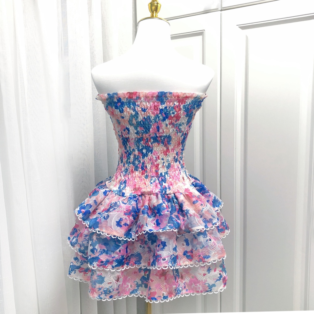 Hollow embroidery lotus leaf edges dress