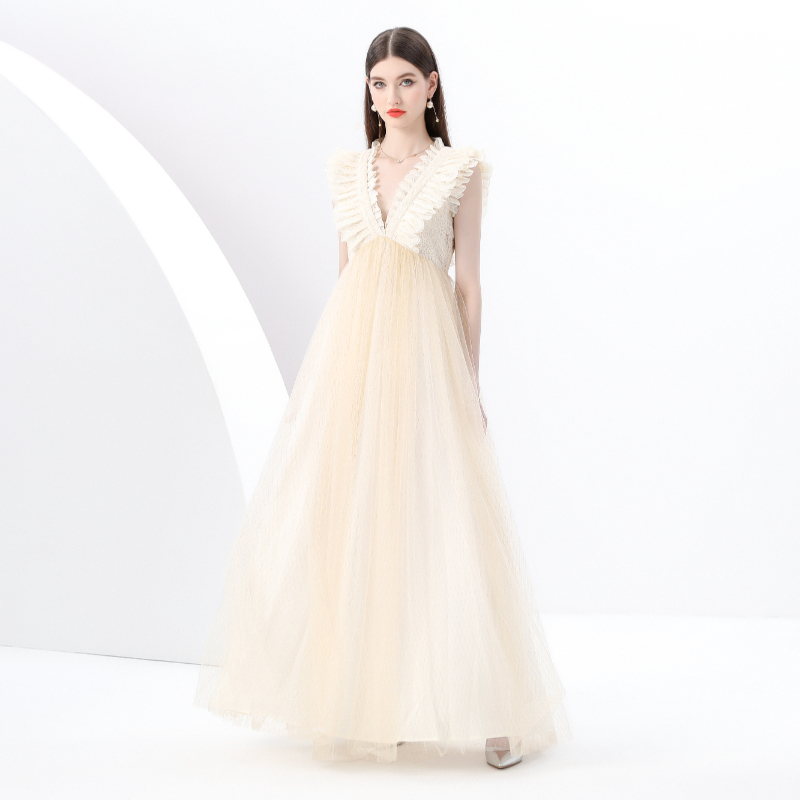 Long long sleeve lace V-neck gauze dress