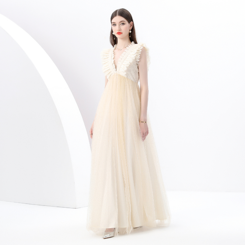 Long long sleeve lace V-neck gauze dress
