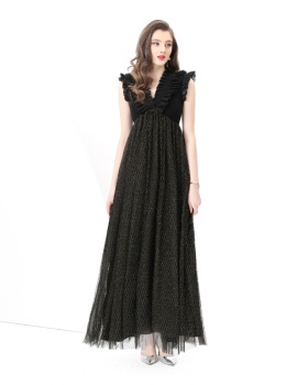 Lace V-neck long long sleeve vacation dress