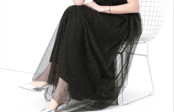 Lace V-neck long long sleeve vacation dress