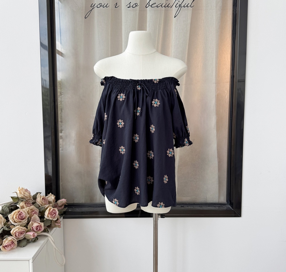 Flat shoulder puff sleeve doll shirt embroidery shirt