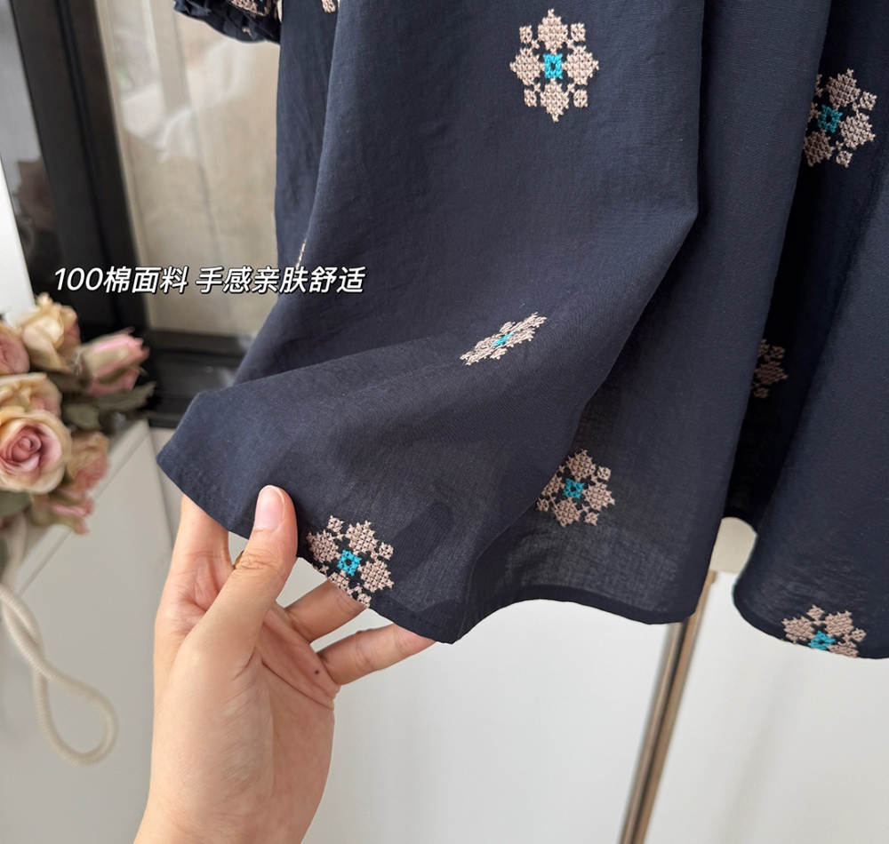 Flat shoulder puff sleeve doll shirt embroidery shirt