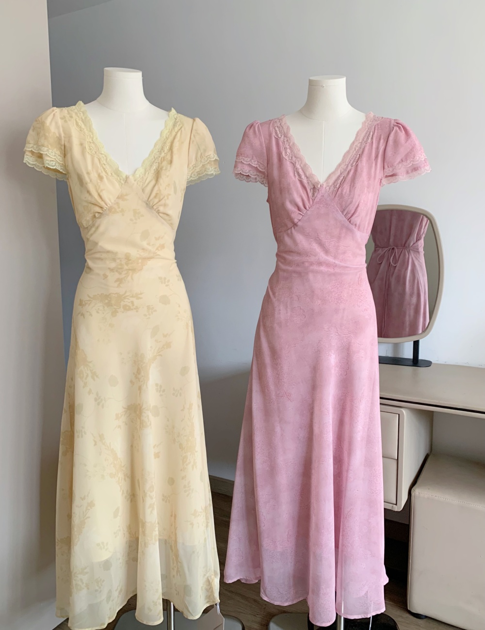 Rome sweet lace summer tender dress