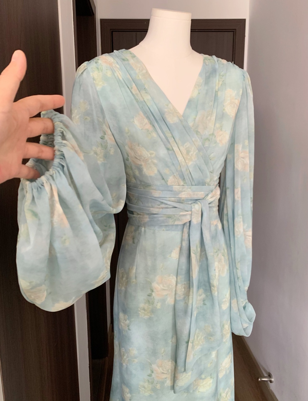 Trumpet sleeves tender V-neck temperament printing dress