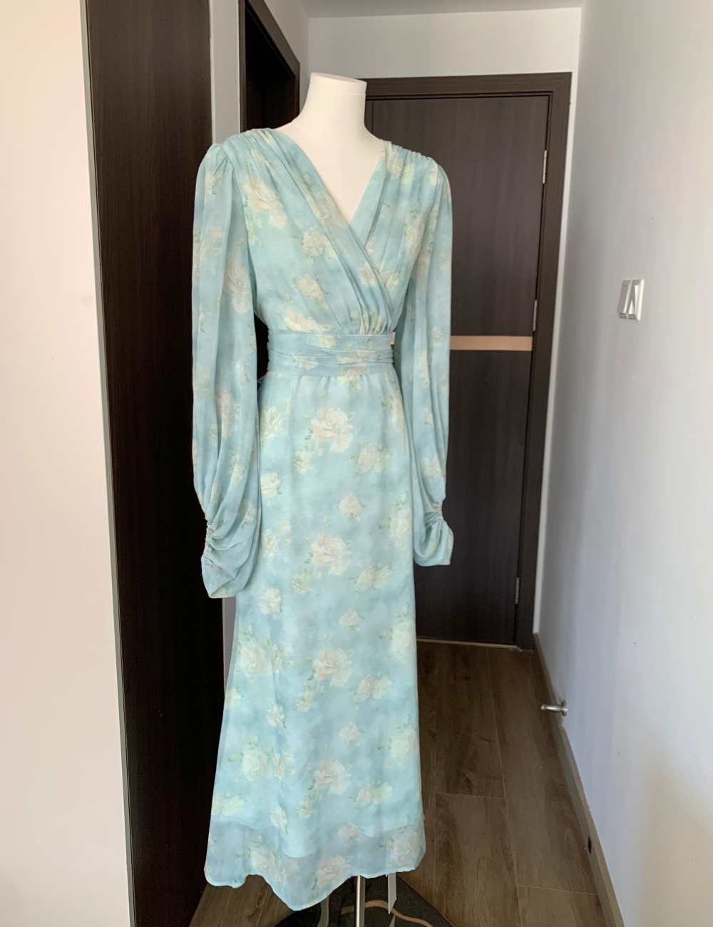Trumpet sleeves tender V-neck temperament printing dress