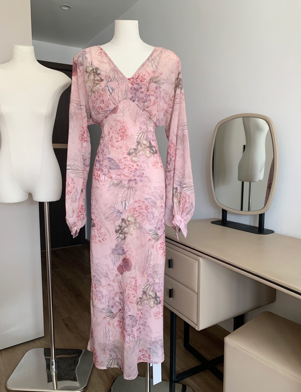 Vacation pinched waist long dress lotus leaf edges dress